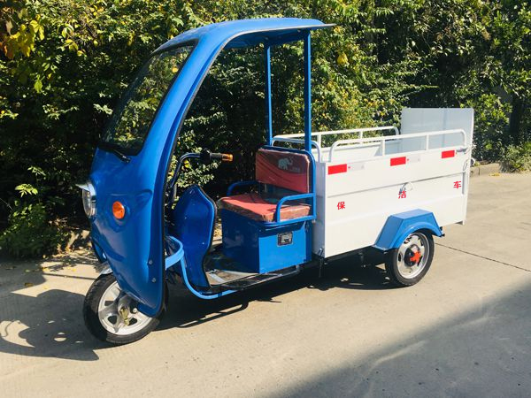 電動保潔車